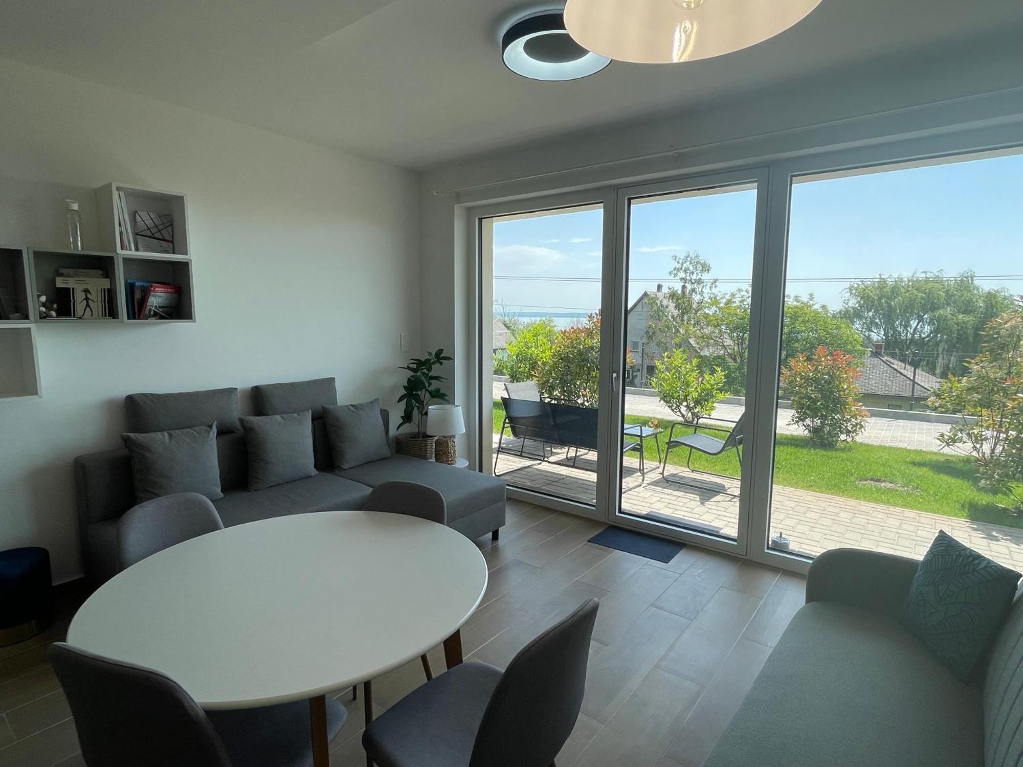 Panorama Superior Apartments - Pool, Garden, Parking Balatonalmádi Exteriér fotografie